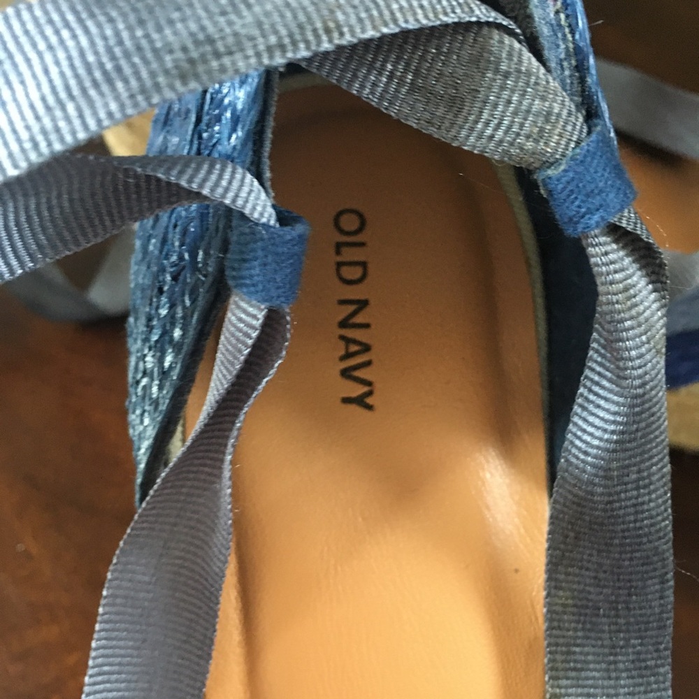 NWOT OLD NAVY Lace Up Espadrille Wedge Peep Toe Blue Sandals - Size 10 - Picture 11 of 15